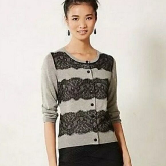 NWOT Knitted & Knotted cardigan. Medium - Picture 1 of 4
